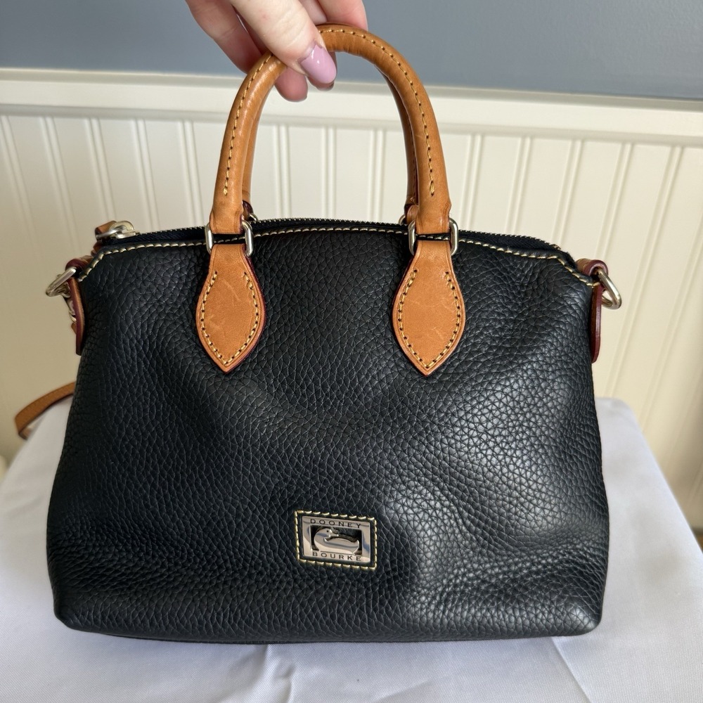 Dooney & Bourke Dillen Crossbody Satchel Hand Bag Pebbled Black Brown Leather
